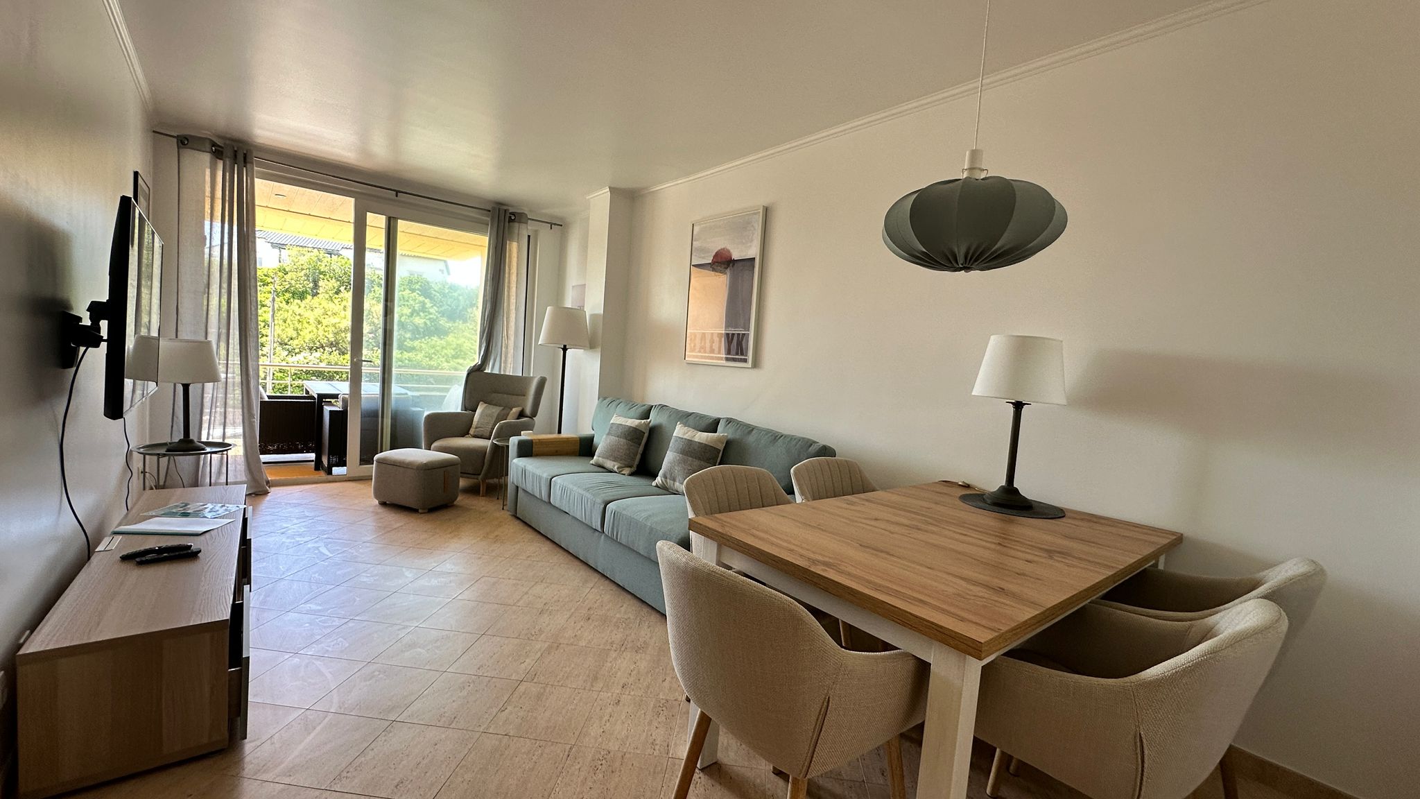 Sea View Beach Appartment — photo 3